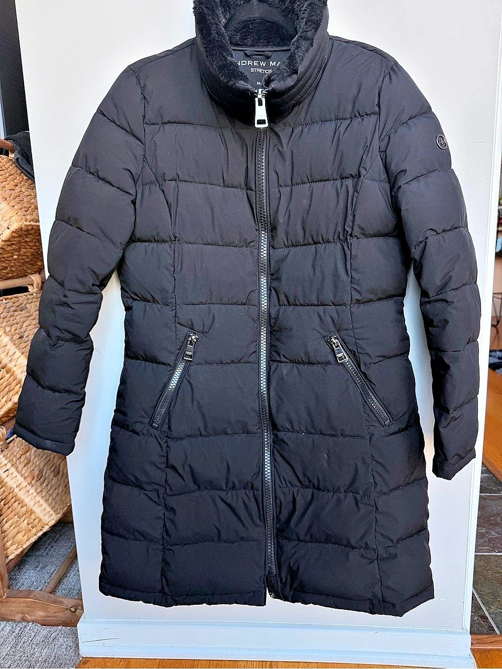 Andrew Marc Black Puffer Coat Size Medium Like New